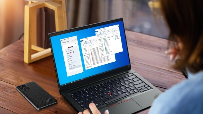 Met FileDrop op de Lenovo ThinkPhone by Motorola kan je snel bestanden uitwisselen tussen telefoon en pc