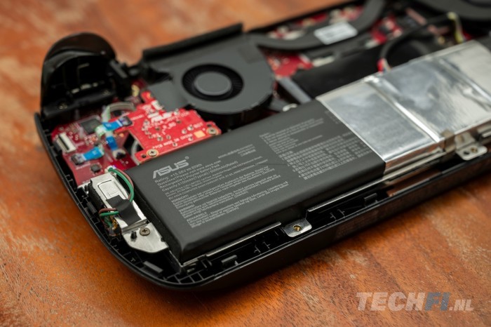 ROG Ally X hardware 80 Wh battery