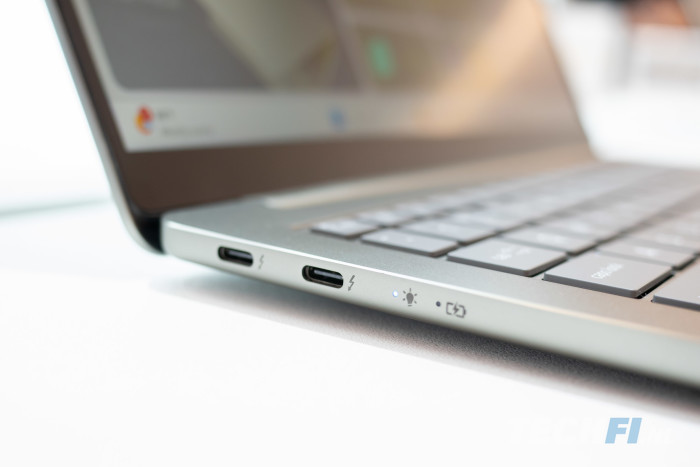 Aansluitingen links op Acer Swift Air 14 (2026)