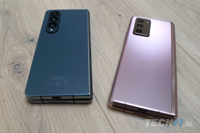 Samsung Galaxy Z Fold 4 - naast Fold 2