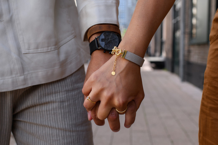 Aan de AdornPay armband is niet te zien dat er een NFC-chip in zit om contactloos mee te betalen.