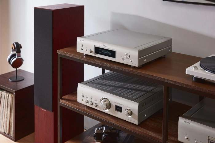 Denon DNP-2000NE