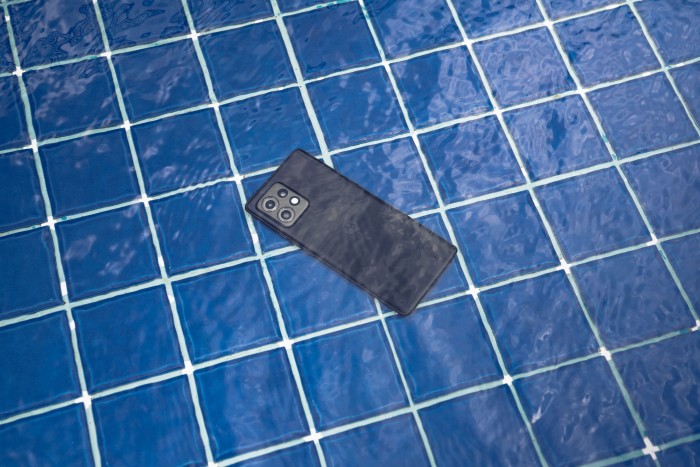 Motorola edge 40 Pro - het eerste waterdichte consumenten toestel van het merk