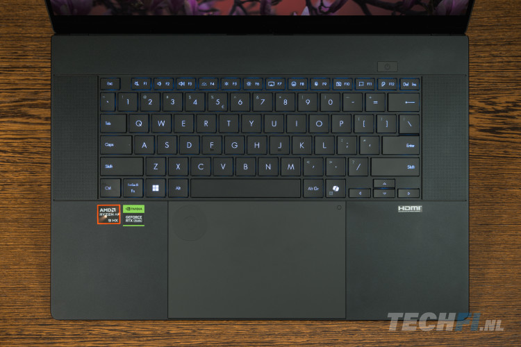 ASUS ProArt P16 (2026) toetsenbord en touchpad