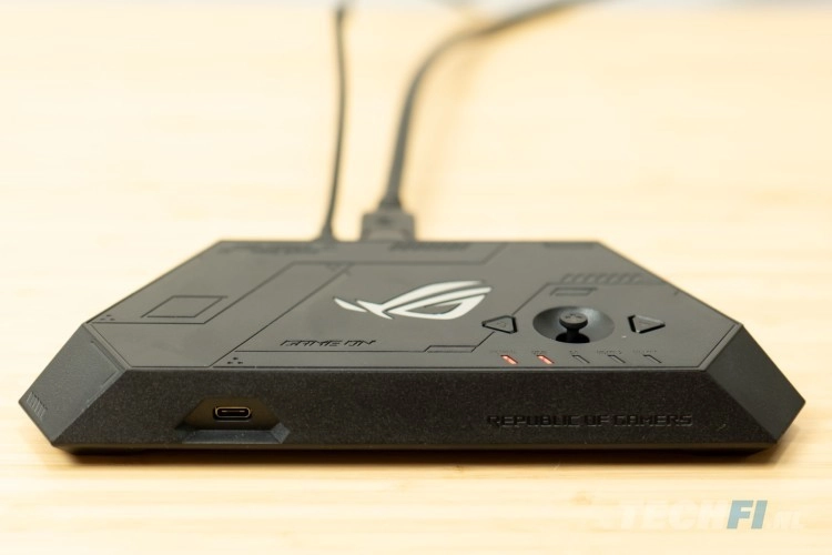 ROG XREAL R1 dock in gebruik