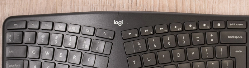 Logitech  Ergo K860 - functietoetsen zijn halve hoogte