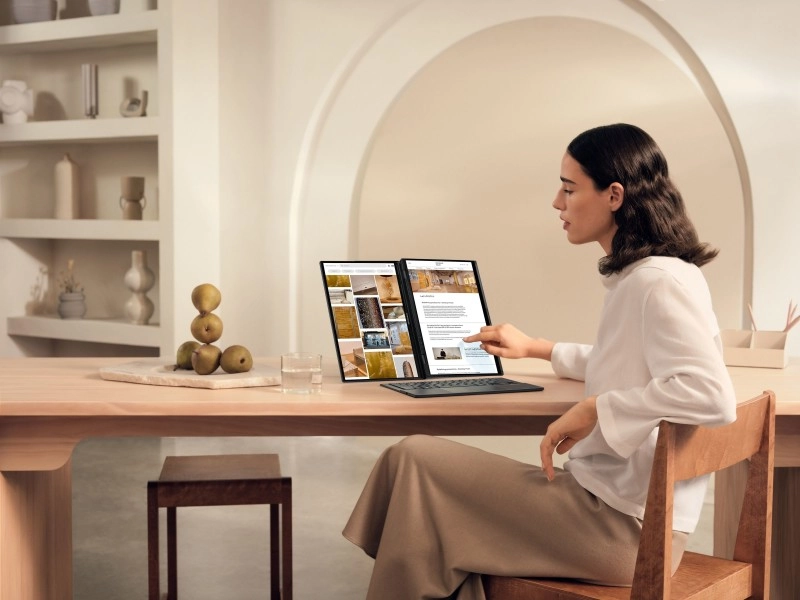 ASUS Zenbook DUO 2025