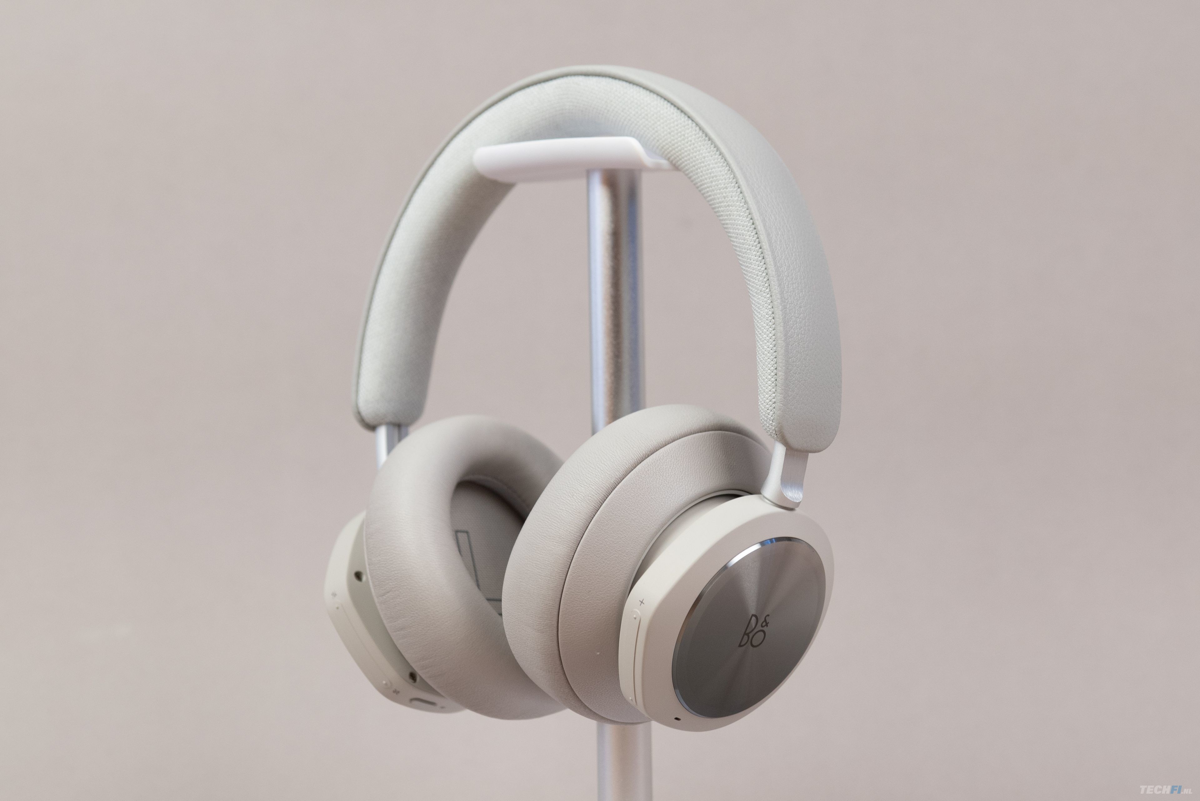 B&O Beoplay Portal review: headset voor PC en PS gaming, en méér