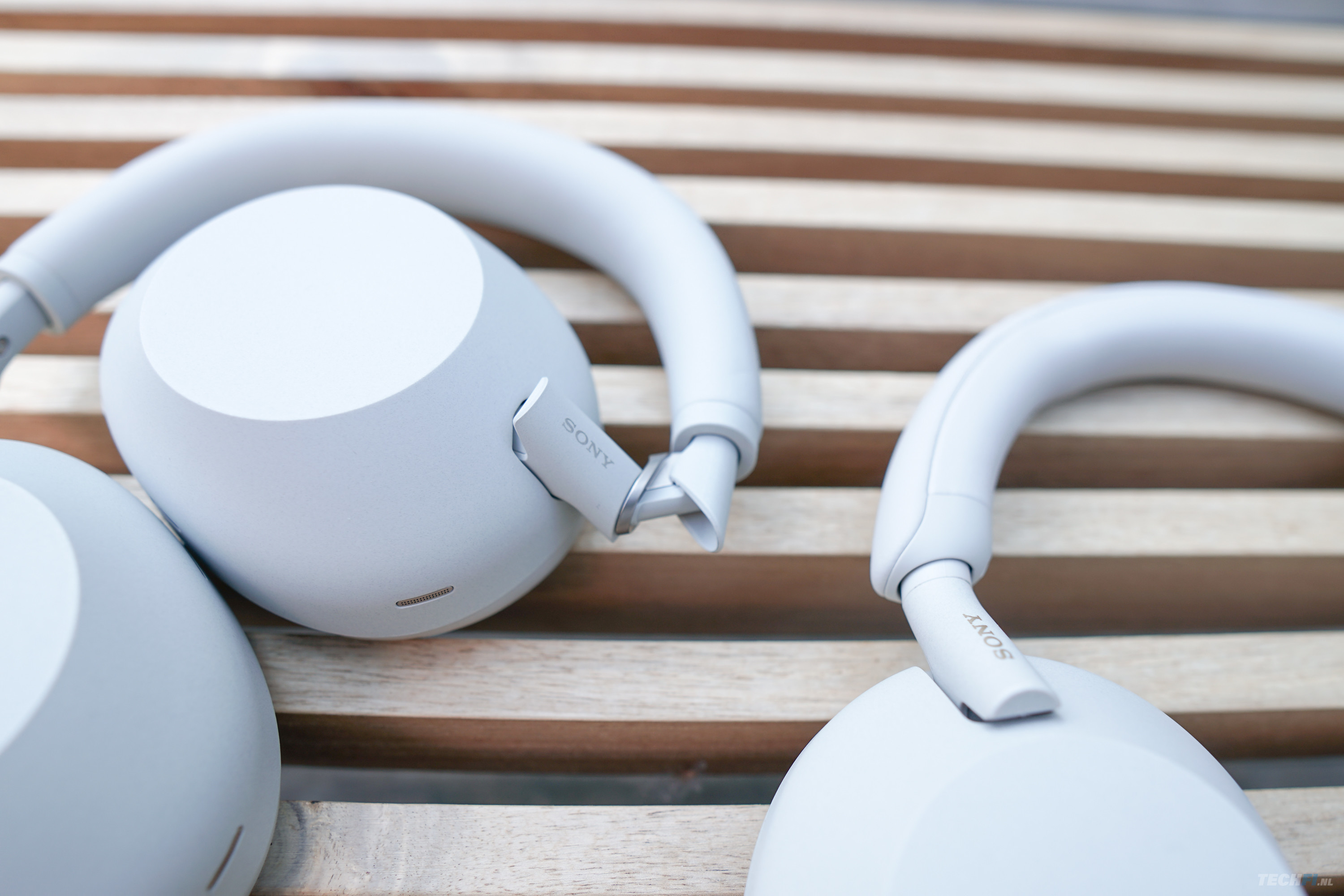 Sony WH-1000XM6 review: pakt weer de noise-cancelling kroon | TechFi