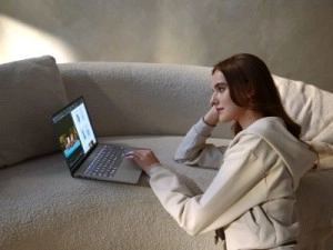 Dun, duurzaam en ongekend mobiel: Zenbook A14 is perfect voor onderweg (sponsored)
