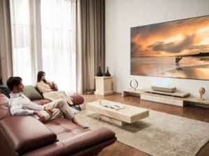 Nieuwste LG Cinebeam laserprojector hoeft maar 5 centimeter van de muur te staan