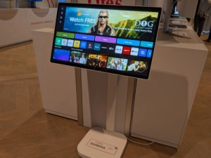 Deze verrijdbare LG monitor is een leuk alternatief voor een 'TV erbij'
