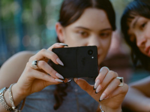 De Light Phone III voor echt serieuze digitale detoxers is nu beschikbaar - update