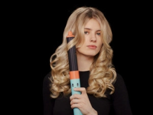 De Airwrap i.d. is de eerste styler van Dyson met een app - update