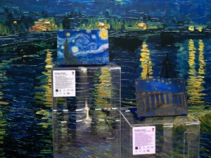 De twee MSI Prestige 14 Flip AI+ laptops met Vincent van Gogh schilderij komen ook naar Nederland